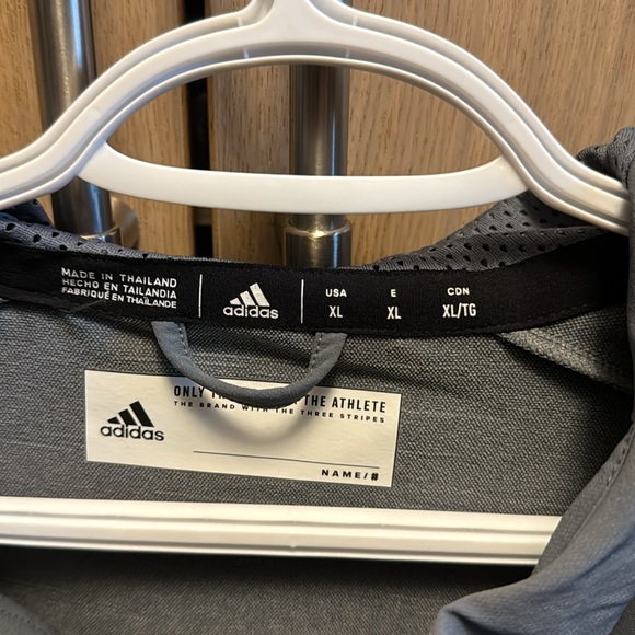 Adidas warm up jacket with hood and 2 pockets - Picture 2 of 10